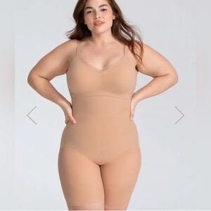 NWT HoneyLove Super Power Shorts Sand‎ Sz Large $89